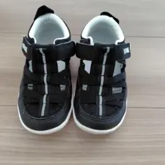 Item thumbnail for item 0144fee3-fae8-4972-b24e-40c153b29a72