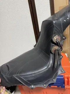カワサキ　バルカン400 シートのサムネイル