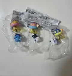 匿名配送　ガチャガチャ　たまごっち　キーホルダー　３種類　　UFOスイング