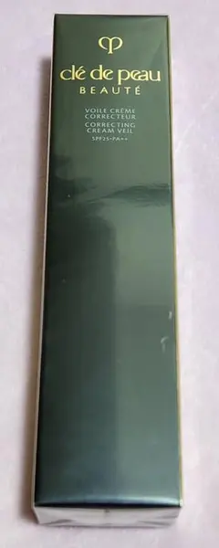 クレド ヴォワールコレクチュールn 未開封