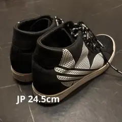 adidas ハイカット スニーカー