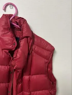 GAP 赤 ダウンベスト