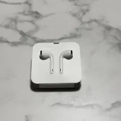 Lightning接続 有線イヤホン ホワイト