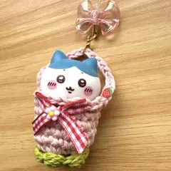 ミニバックチャーム　キーホルダー　ハンドメイド　いちご　推し活　ストラップ