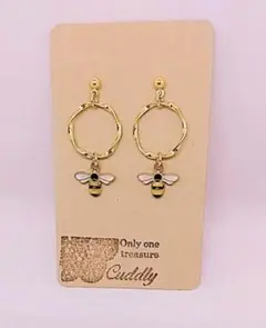 ピアス(イヤリング)　ハチ　蜂　幸運　開運　繁栄　金運　　※m3353