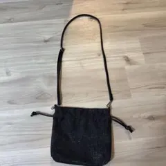 ブラックショルダーバッグ