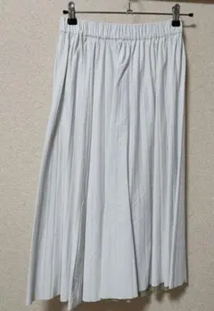 ZARA☆プリーツスカート☆白