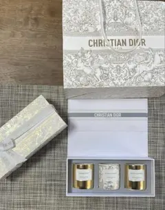 CHRISTIAN DIOR ホリデーキャンドル（ショッパー付き）