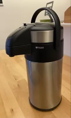 Item thumbnail for item 6cf92a7d-1d26-4c49-9665-70f3882a612f