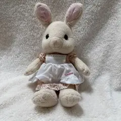 シルバニアファミリー みるくうさぎぬいぐるみのサムネイル