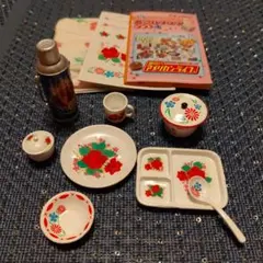 リーメント アジアン雑貨店　キッチュな花柄食器
