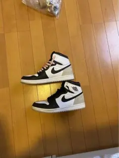 Nike Air Jordan 1 High OG Bleached Coral