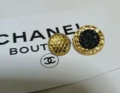 シャネルボタン