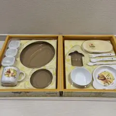 新品未使用　combi  ベビー食器セット