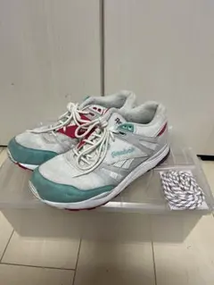 【限定コラボ品】FOOTPATROL×REEBOK リーボック　ベンチレーターのサムネイル