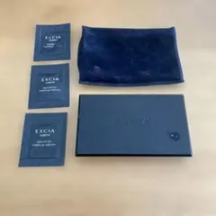 エクシア　アンテリサンスリフトエマルジョンファンデーション　NA201