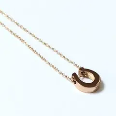 馬蹄ネックレス　ステンレスネックレス　レディースネックレス
