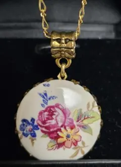 Item thumbnail for item 7897c350-0fae-444b-ba52-3604d0aec4fb