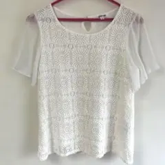ビジネス　アルファキュービック　白刺繍トップス　Mサイズ　 美品　お値下げのサムネイル