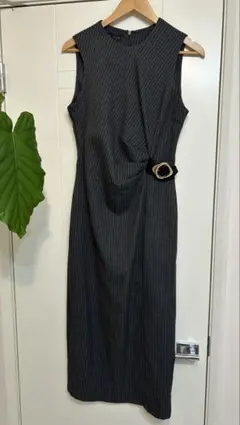 zara ワンピース　グレーピンストライプ　Sサイズ