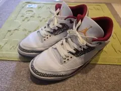 Air Jordan 3 ホワイト/レッド スニーカー