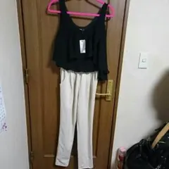 黒のシフォン生地のタンクトップのサロペットのサムネイル