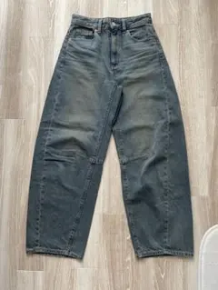 バレルレッグジーンズ