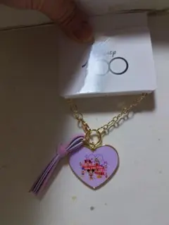 ♦ディズニー100周年記念　バッグチャーム（ハート、タッセル）