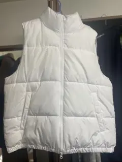 ホワイト ダウンベスト Mサイズ