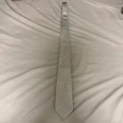 シルバー ネクタイ