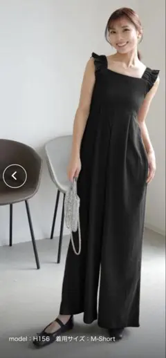 KOBE LETTUCE フリル付きオールインワン ブラック　サロペットMロング