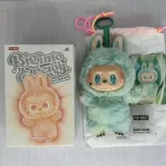 Big into Energy シリーズ ラブブ-ペンダント SERENITY