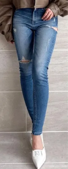 ミドルウエストSIDE RIPPEDスキニーデニムパンツ