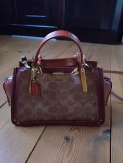 コーチ　直営店購入　ショルダーバック　ブラウン