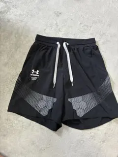 UNDER ARMOUR スポーツ短パンのサムネイル