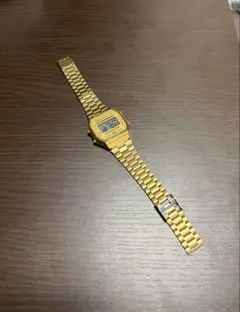 CASIO 腕時計 デジタル ゴールド