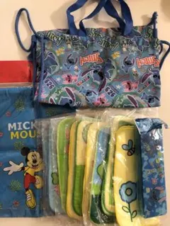 ディズニーグッズ　ペンケース　ハンカチ　等