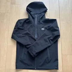 OUTDOOR フード付きブラックジャケット