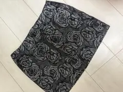 DaTuRa ミニスカート ローズ柄のサムネイル