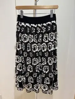 美品 EPOCA (エポカ) フラワーケミカルレース フレアスカート