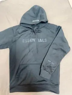 ESSENTIALS パーカー