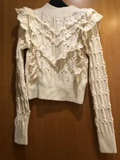 ZARA フリル付きアイボリーセーター L 新品