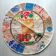 未使用 マライカ 刺繍敷物 インド製