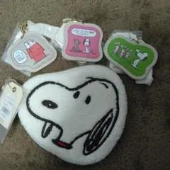 スヌーピーフェイスポーチ、カラビナキーホルダー三個