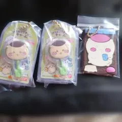 ちいかわミニチャームチョコチャーム 2個セットとキャラパキのセット売り