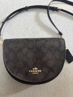 COACH ショルダーバッグ　半月型　コーチ柄