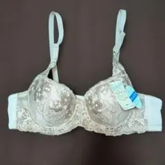 【新品】Cinq★ブラジャー★A80 ベージュのサムネイル
