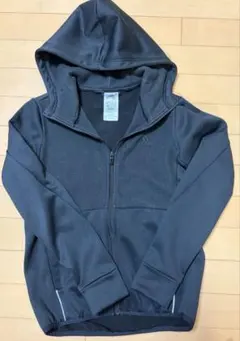 adidas ブラック パーカー　150サイズ