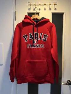 paris パーカー