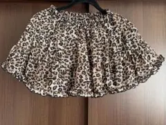 ヒョウ柄フリルスカパン